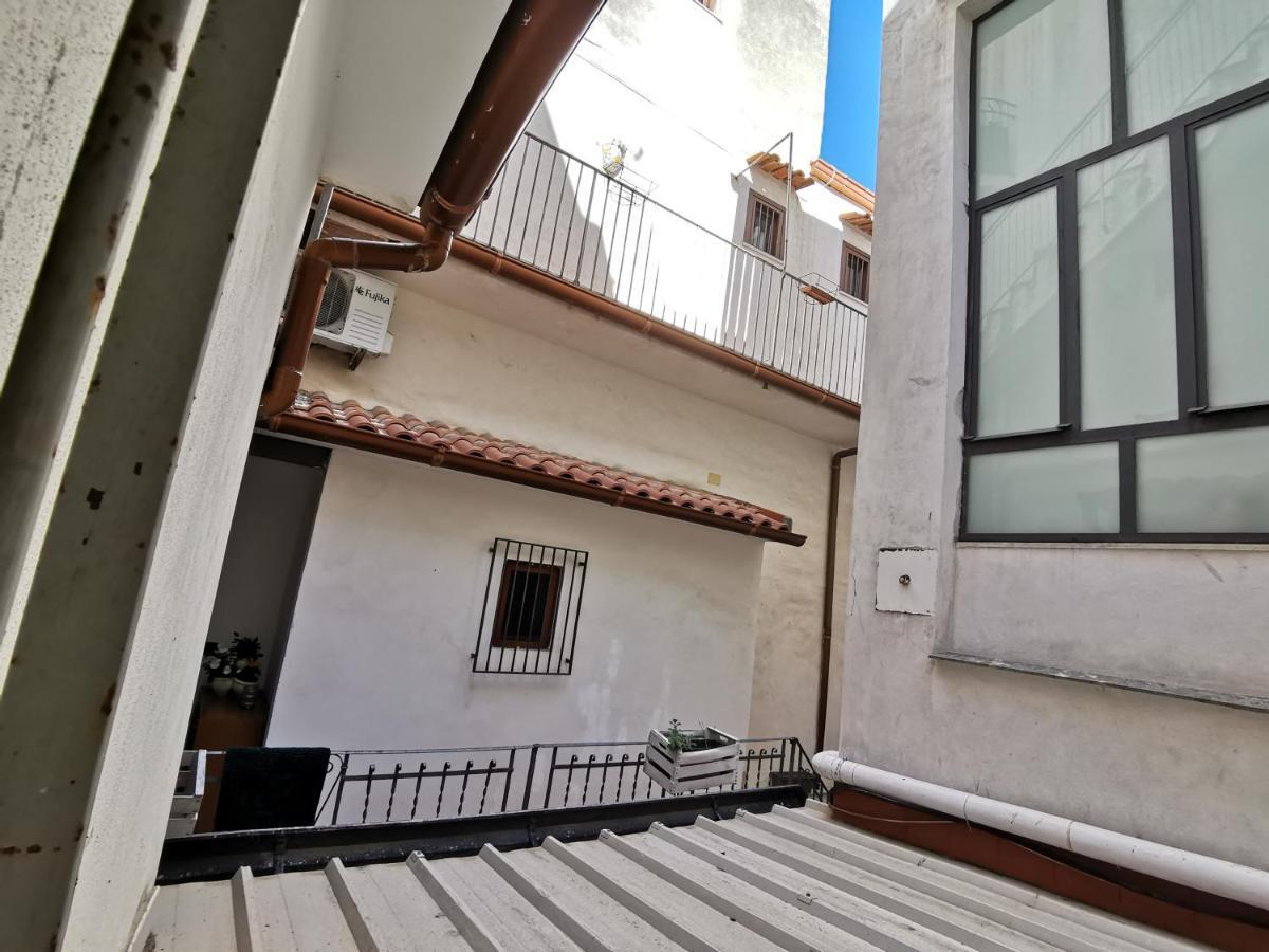 Casuzzamia Apartment Palermo Exterior foto